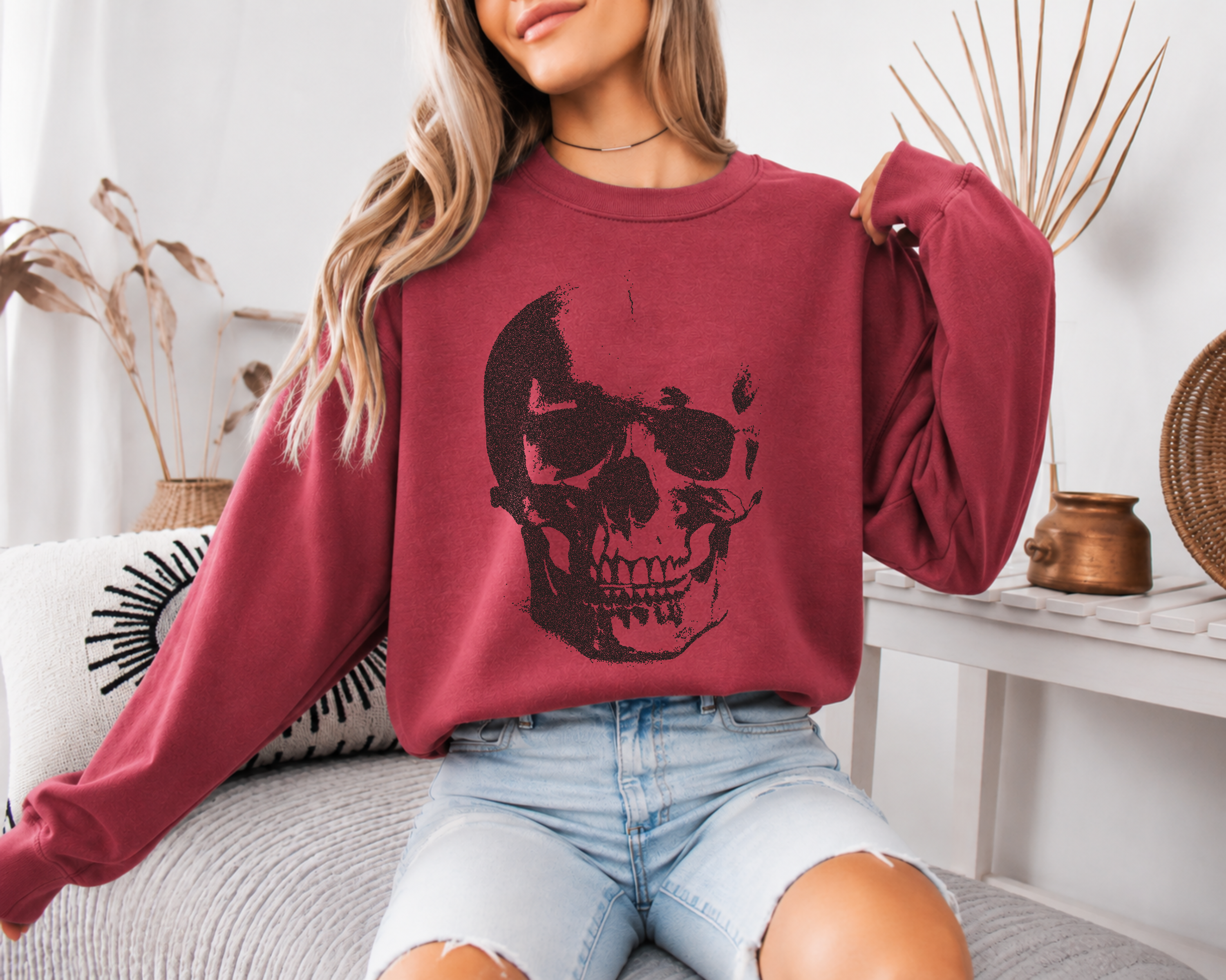 Distressed Skull Sweatshirt, Realistic Skull Graphic Crewneck, Grunge Skull Sweater, Halloween Sweatshirt, Comfort Colors Sweatshirt