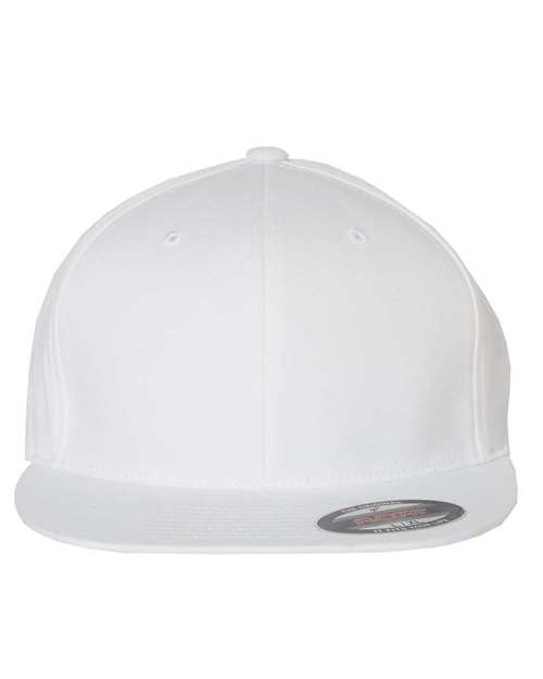 Flexfit 6297F — Pro-Baseball On Field Cap — White
