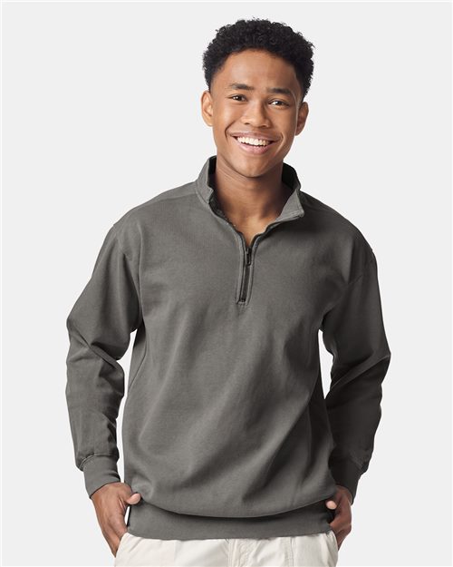 Comfort Colors 1580 — Unisex Garment-Dyed Quarter-Zip Sweatshirt — main view